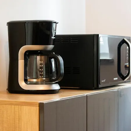 Oshoo Apartment- Powered By Jvs Navodari